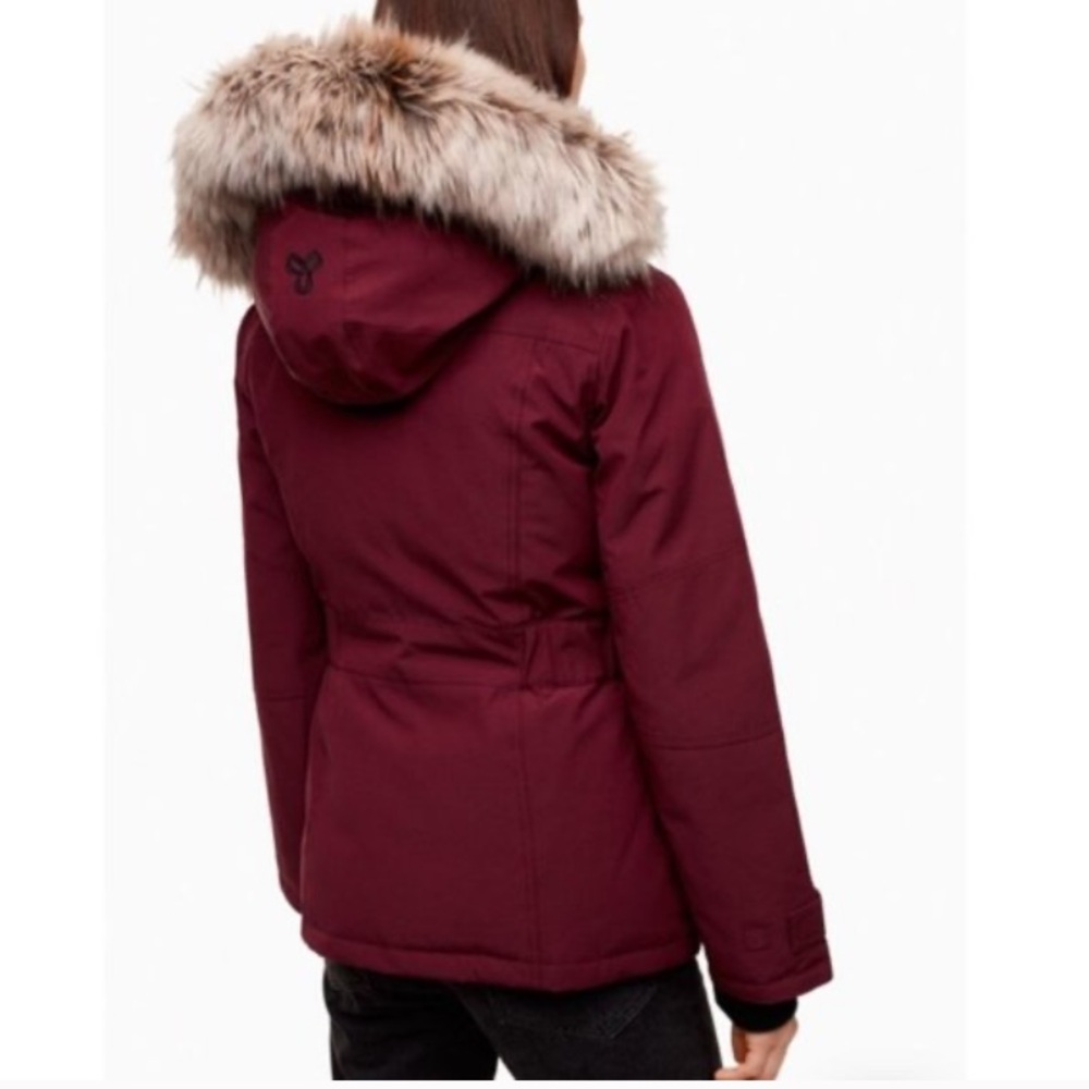 Burgundy Aritzia Golden by TNA Larsen Parka
